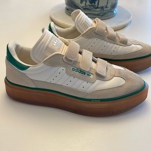 ivy park x adidas velcro sneakers, size 9